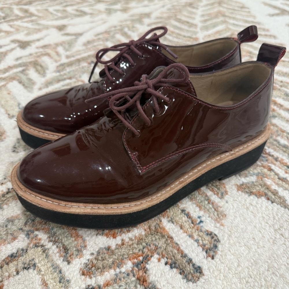 Eileen Fisher Women’s Glossy Burgundy Platform Oxfords Size 9